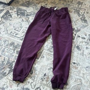 Lulu joggers